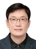 센터장 사진