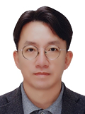센터장 사진