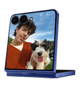 원하는 각도로 휴대전화를 열어 플렉스 모드로 전환합니다.