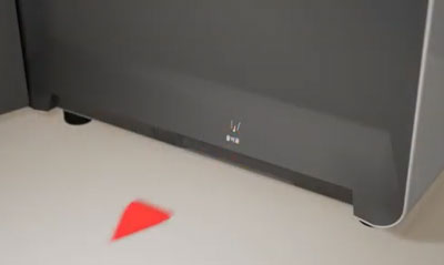 하단의 물통을 빼는 이미지